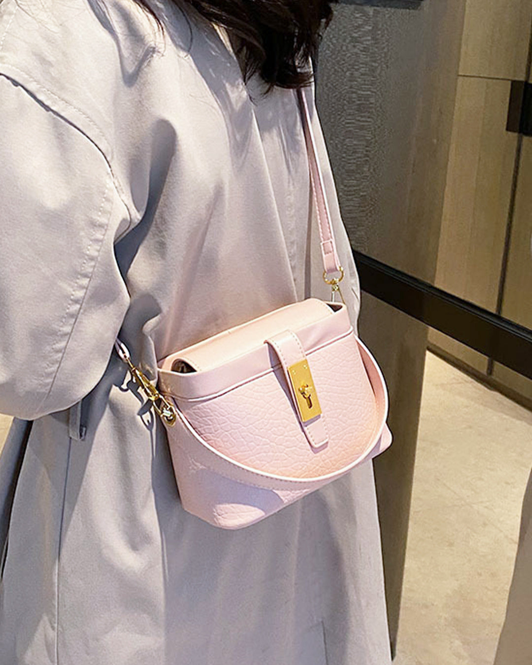 2wayワンハンドルソフトレザーバッグ PRCL906133