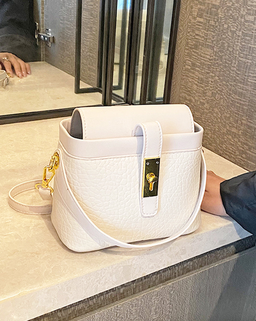 2wayワンハンドルソフトレザーバッグ PRCL906133